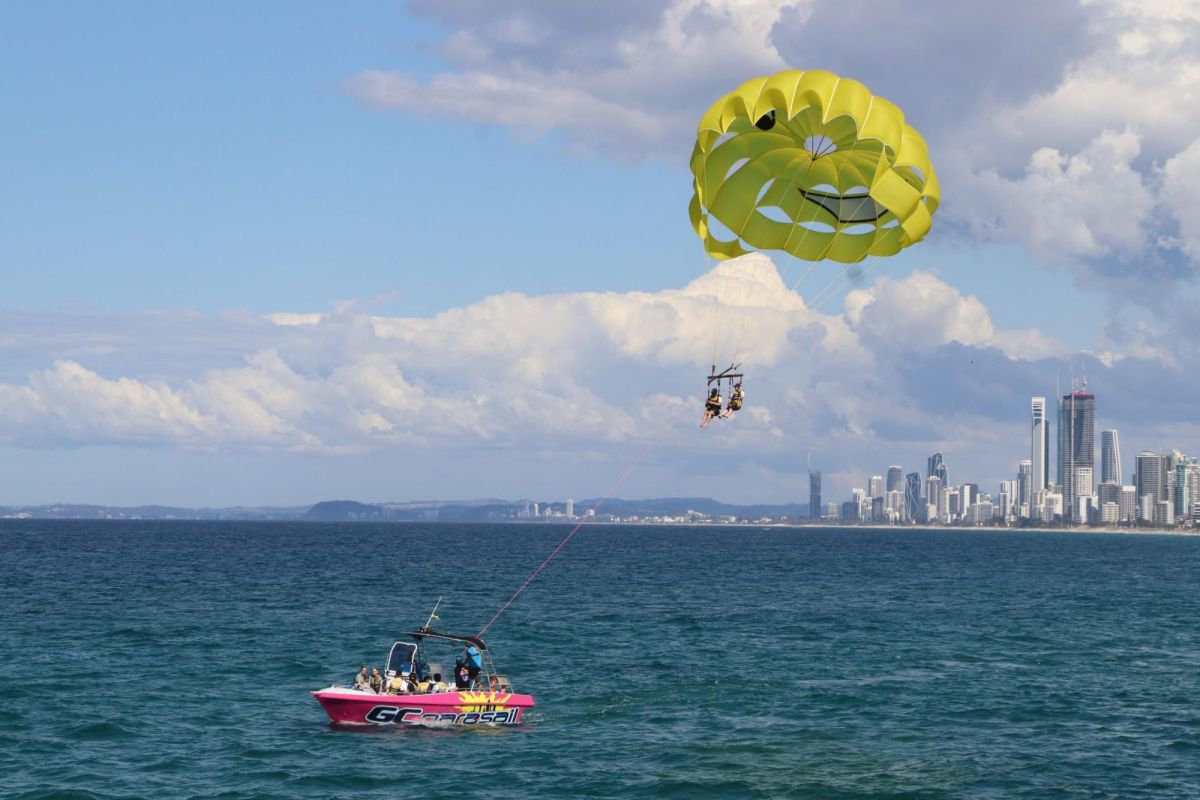 GC Jet Boat & Parasail (image supplied)