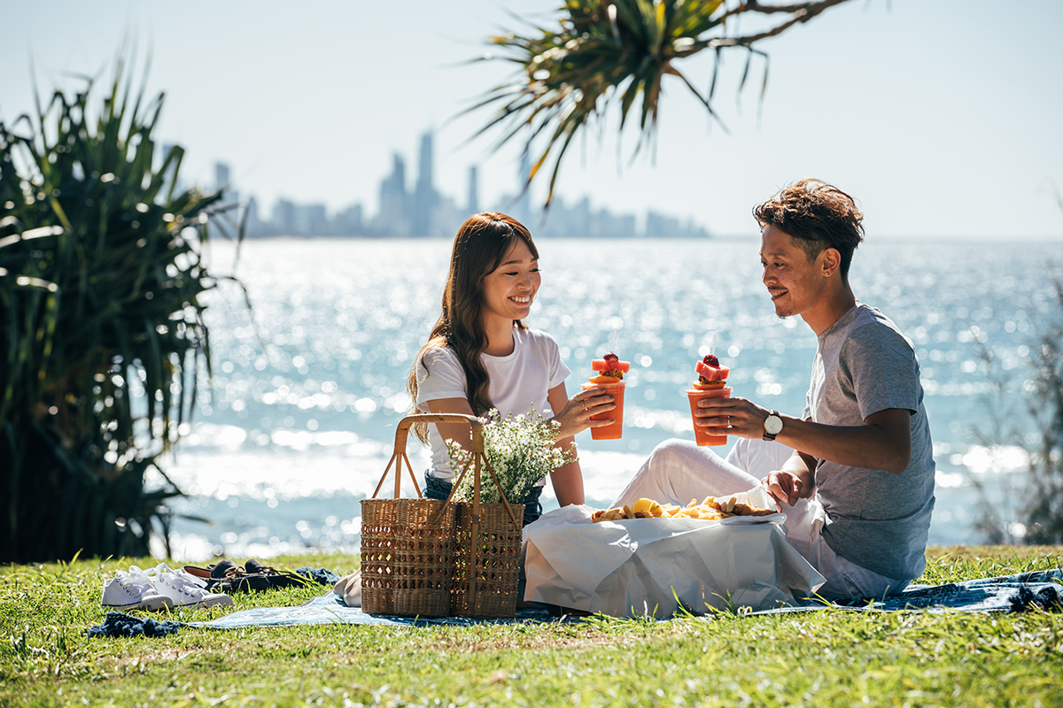 Picnic on Burleigh Hill (image supplied by Destination Gold Coast)