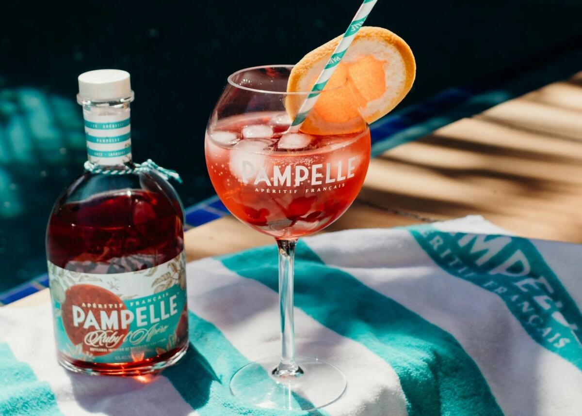 Pampelle Cocktail (image by @annaholling)