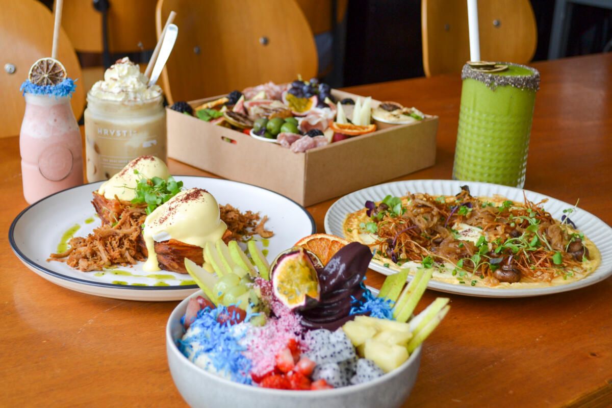 Tutti Frutti Acai Bowl, Pulled Pork & House Hash Brown, Kids Watermelon Wonder Smoothie, Iced Coffee, Le Petit Grazing Box, Green Gringo Smoothie and Open Truffled Omlette, Grazeway (Image: © 2022 Inside Gold Coast)