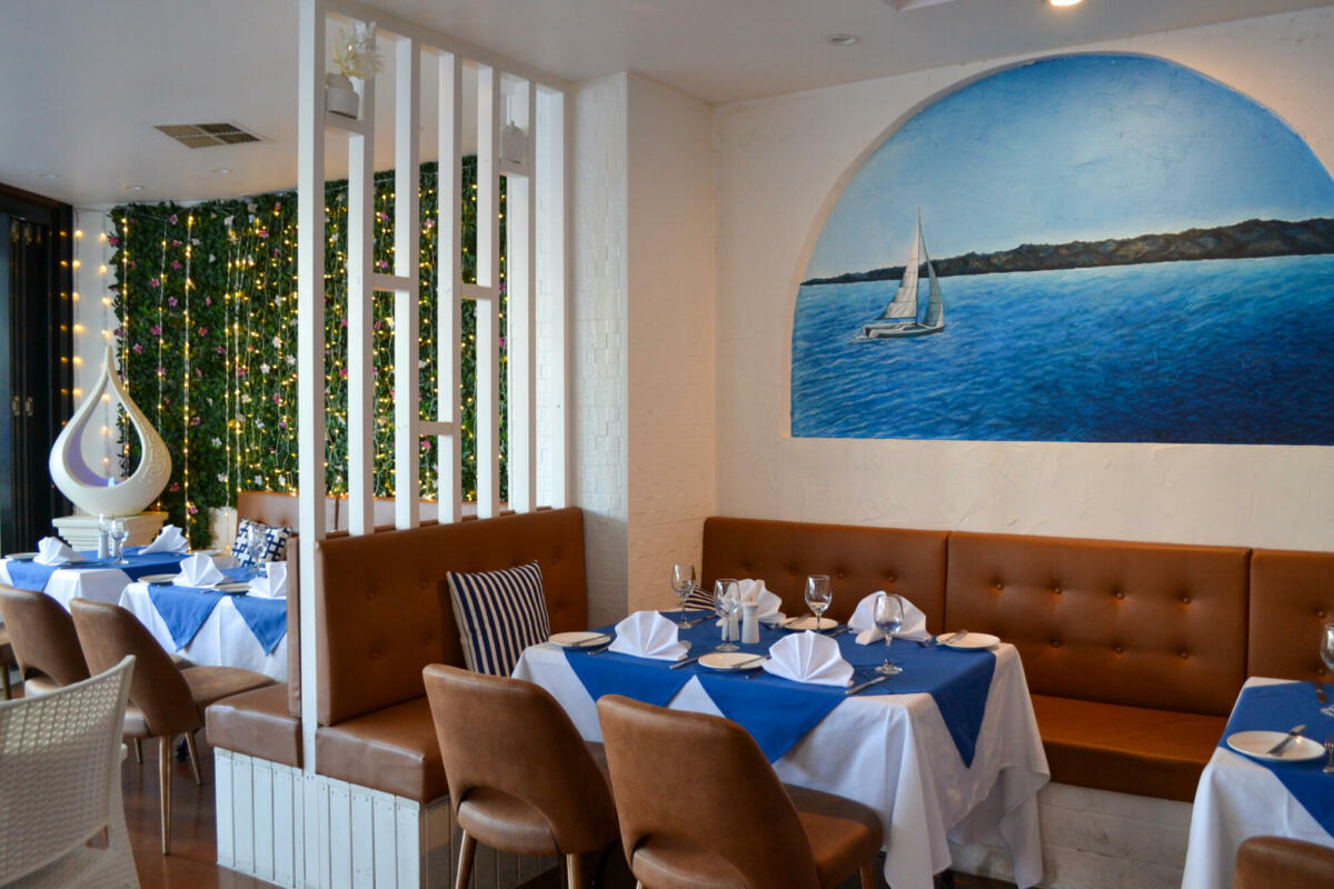Intérieur du restaurant de fruits de mer Unicorn (Image : © 2022 Inside Gold Coast)