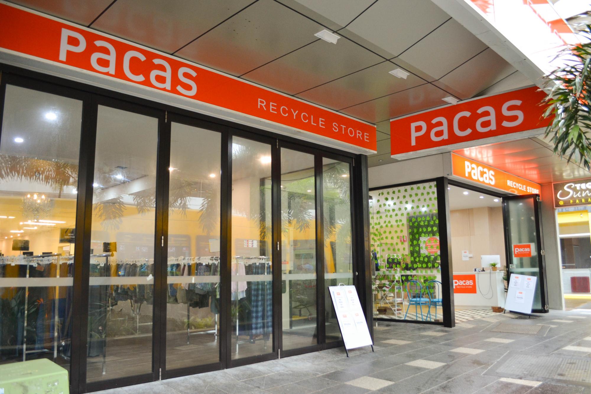 Pacas Recycling Store - Paradise Thrift Store - Inside Gold Coast