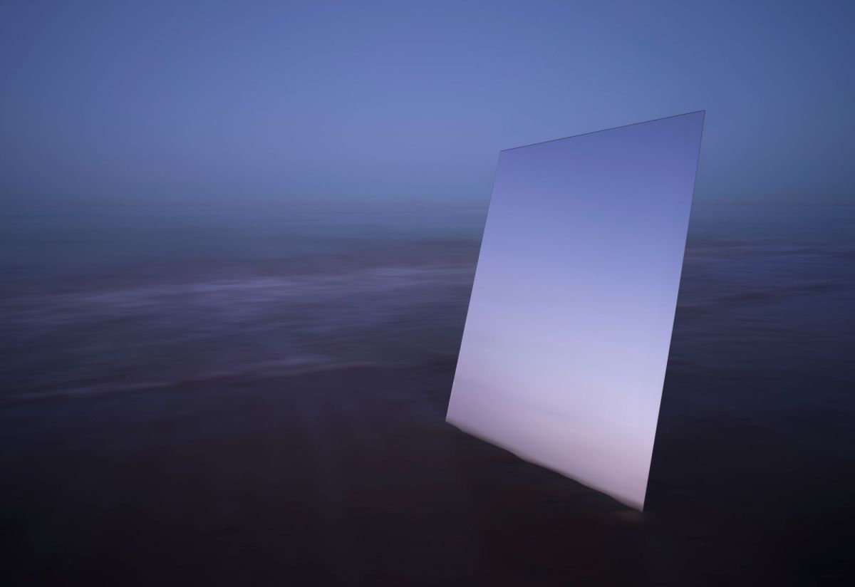 Mirror (image by Unsplash)