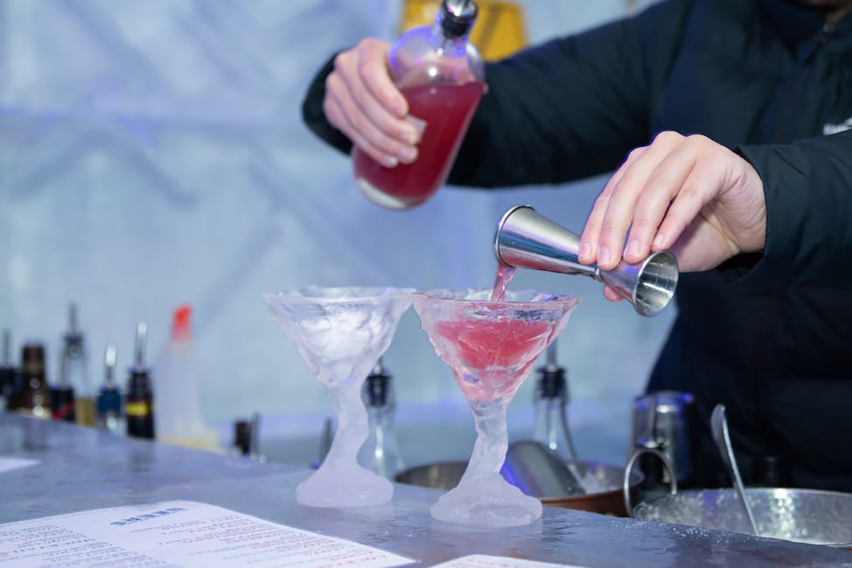 Cocktails at IceBar (image supplied)