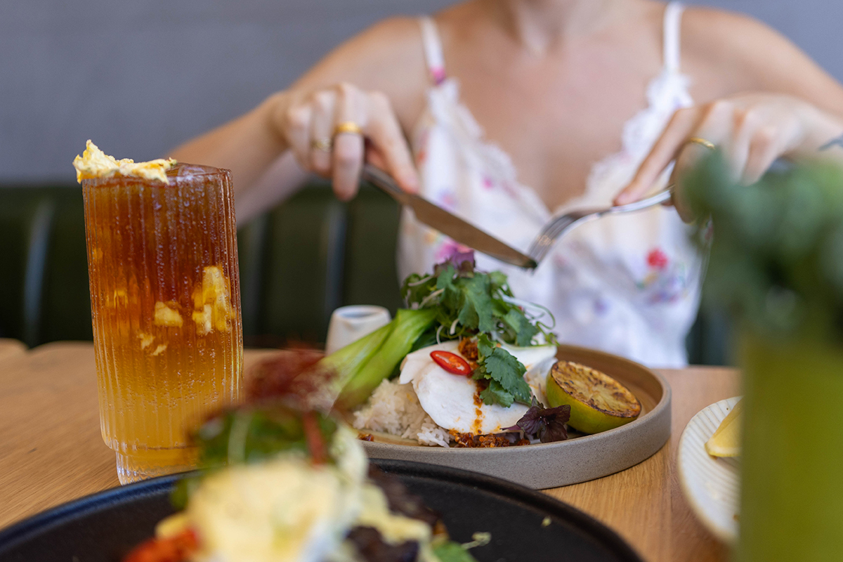 High Protein Chicken Rice, Sens Coffee QSV, Southport (Image: © 2023 Inside Gold Coast)