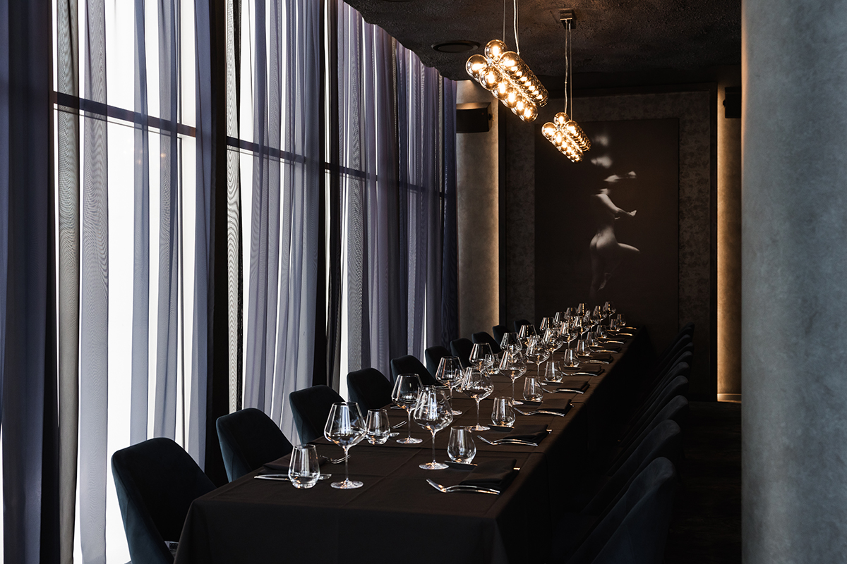 Private Dining at BLOWFISH Ocean Grill + Bar, Broadbeach (Image: © 2023 Inside Gold Coast)