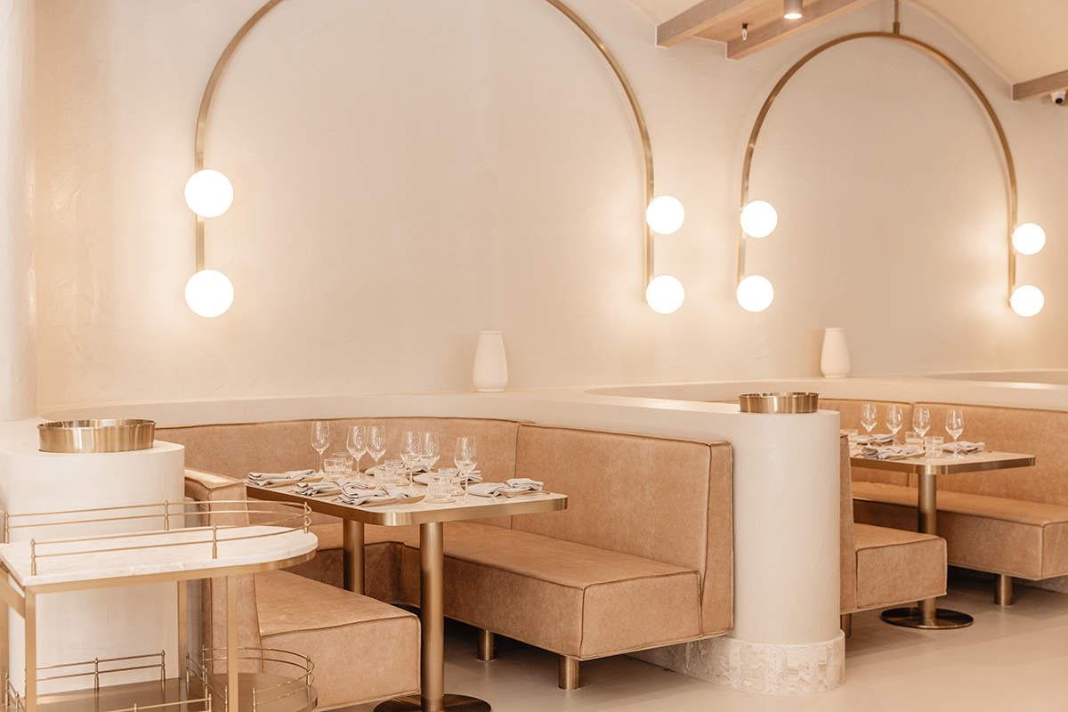 Interior of kōst Bar & Grill, Broadbeach (Image: © 2023 Inside Gold Coast)