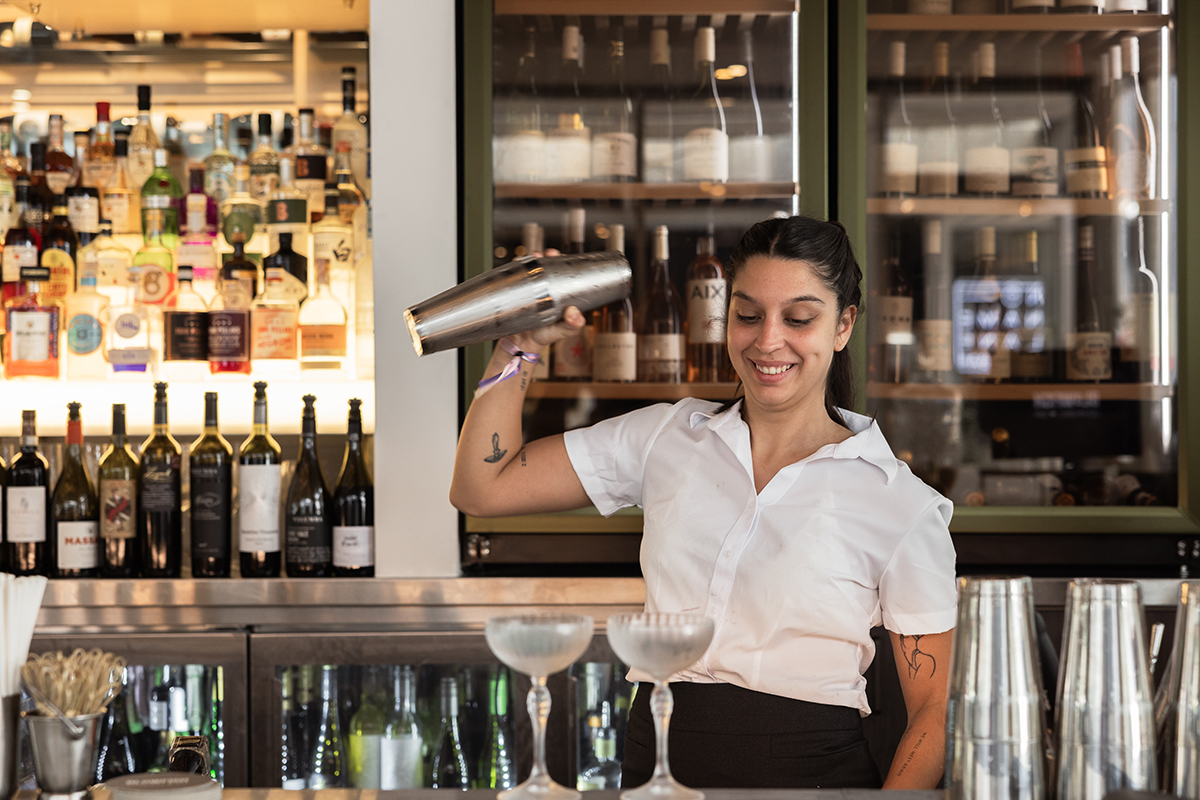 BLOWFISH Ocean Grill + Bar, Broadbeach (Image: © 2023 Inside Gold Coast)