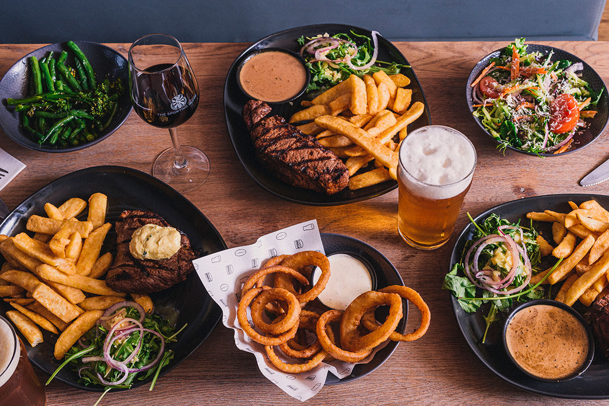 Food at The Sporting Globe (image supplied)