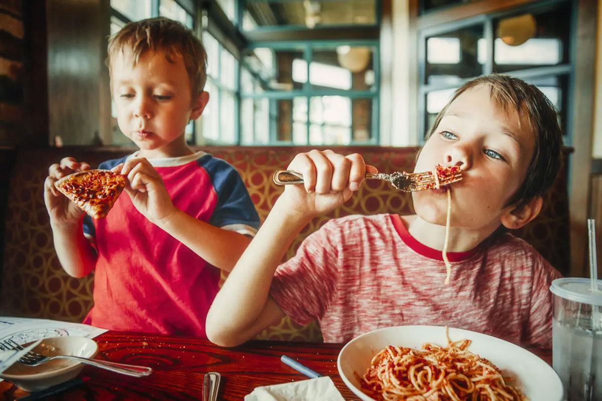 Kids eating (image supplied)