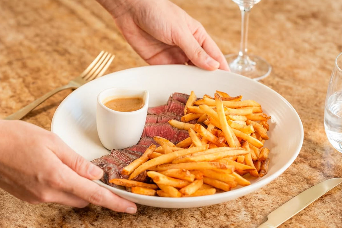 COAST Dining, Surfers Paradise (image supplied)