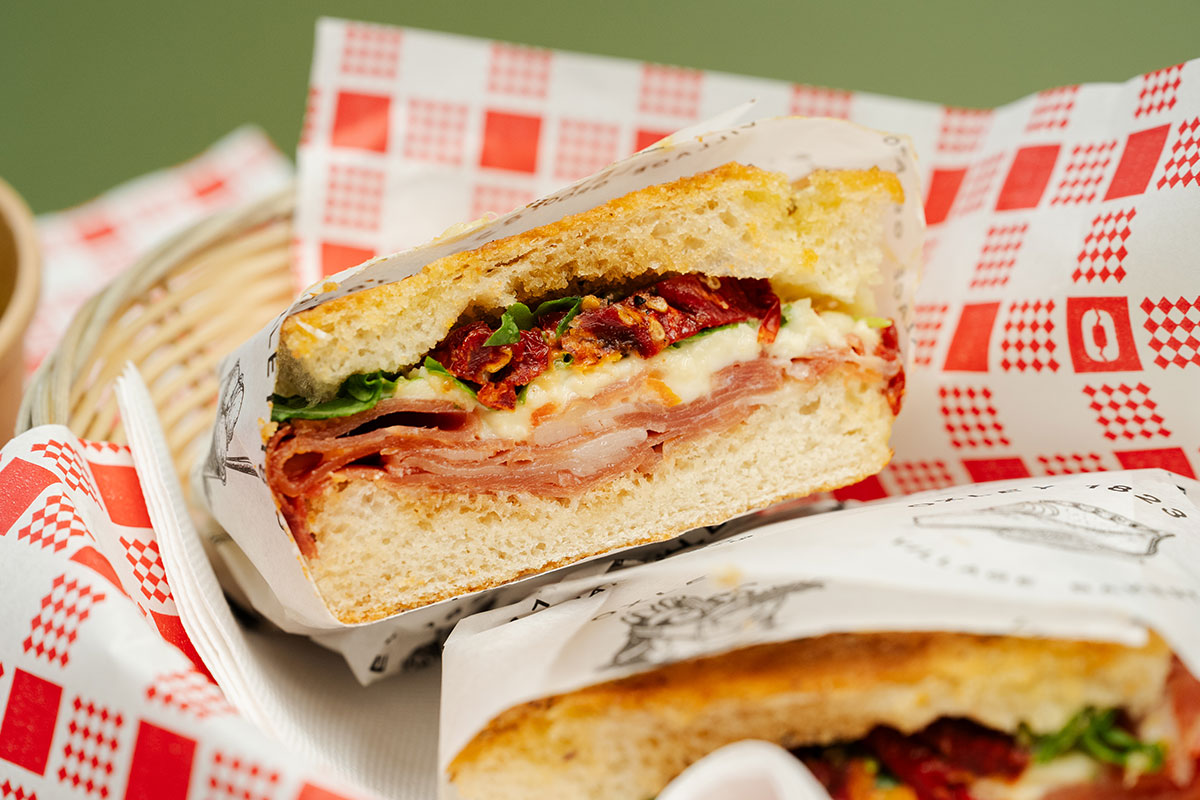 Giuseppe's Deli, The Oxley, Nobby Beach (Image: © 2026 Inside Gold Coast)