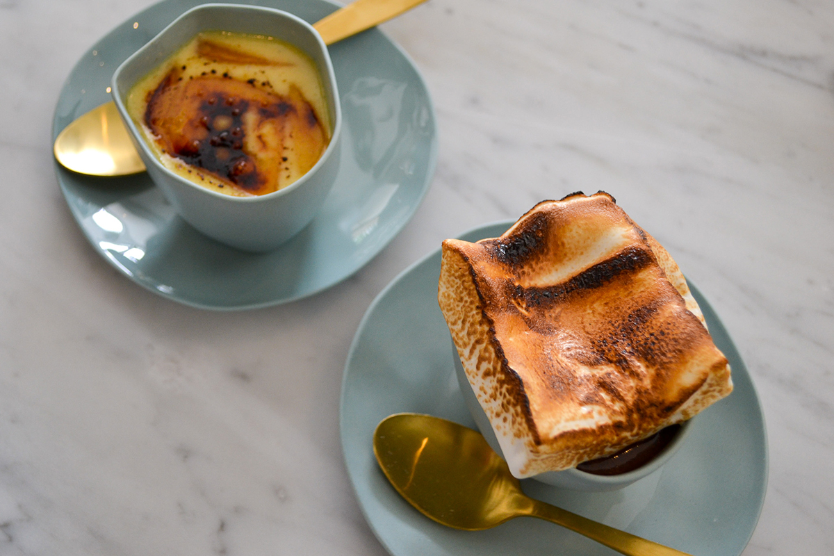 Hot Chocolate, Tarte Beach House, Currumbin Creek (Image: © 2023 Inside Gold Coast)