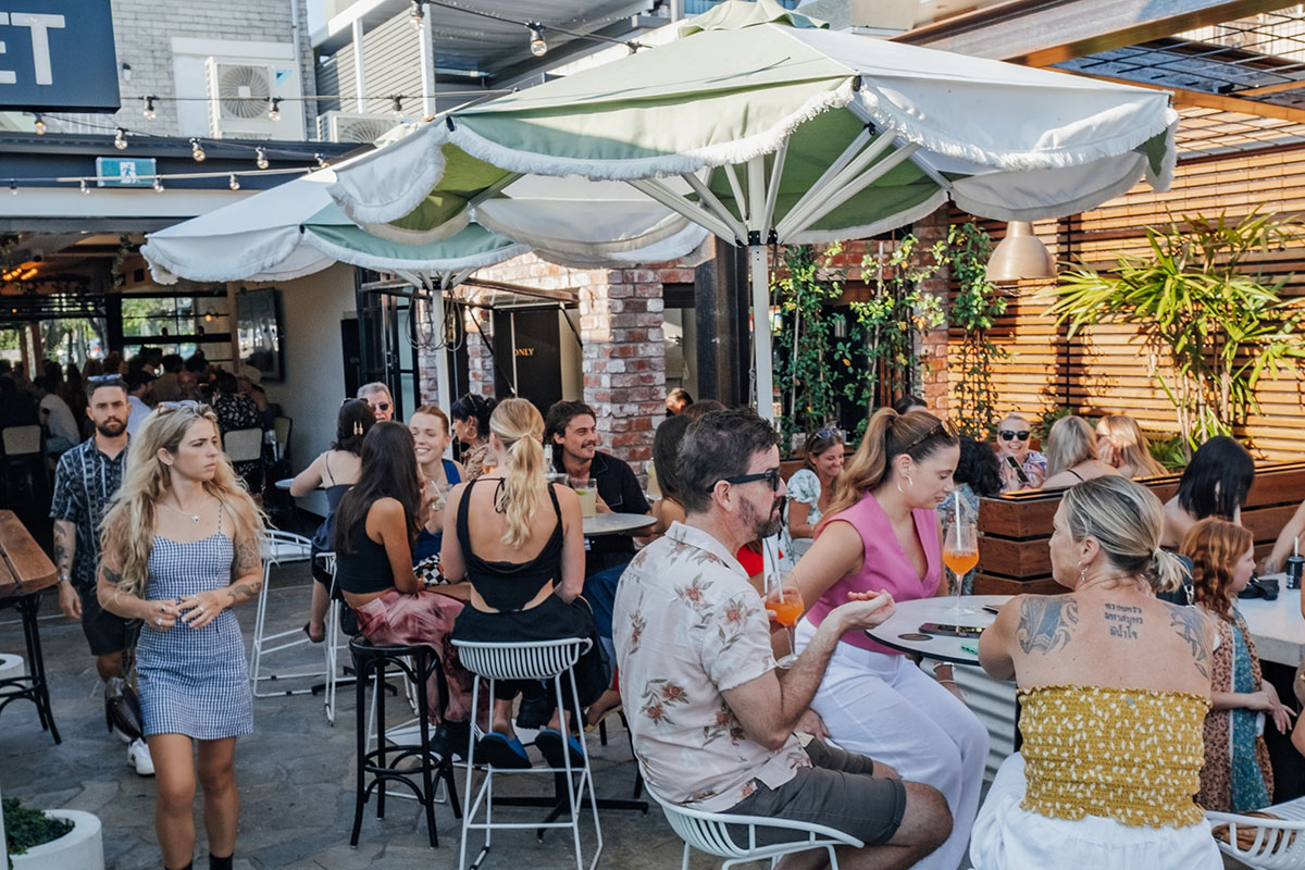 Bottomless Lunch at Local, Burleigh Heads (image supplied)